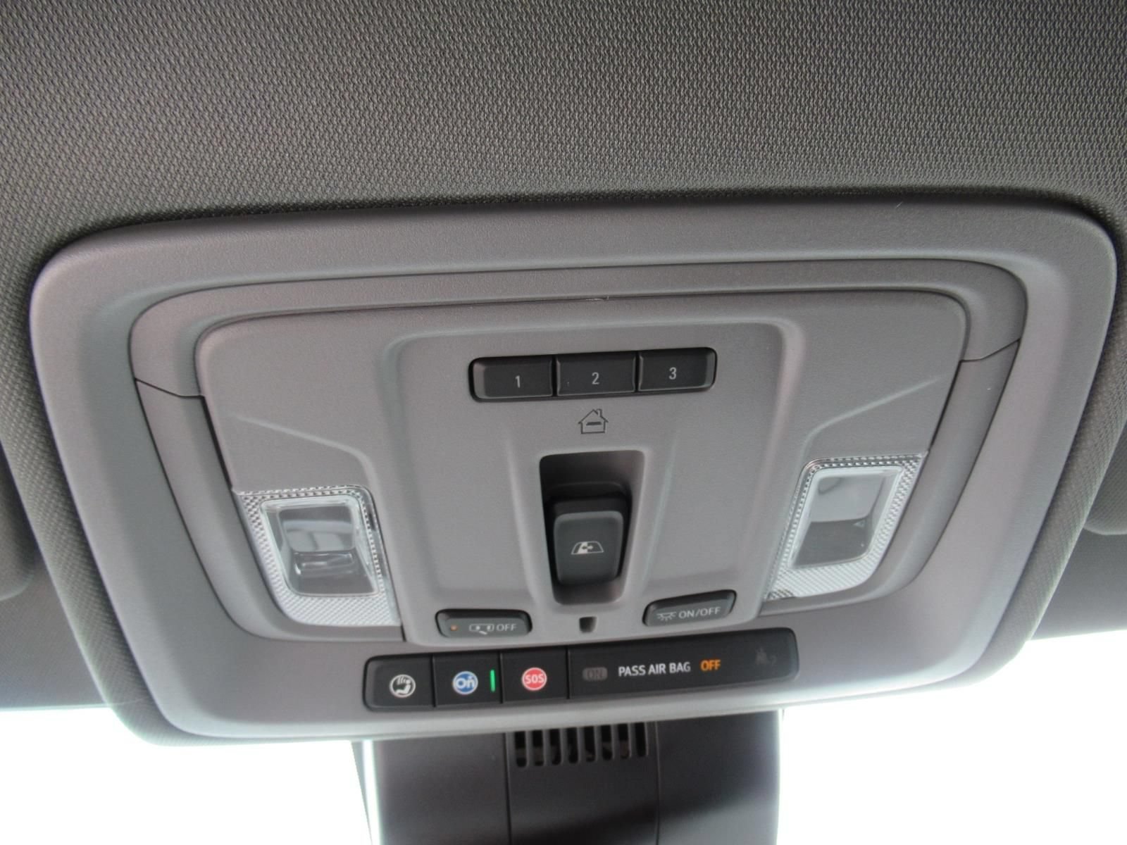 2026 GMC Sierra 1500 SLT - Photo 27