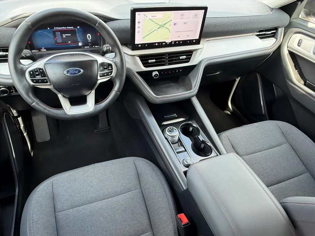 Used 2025 Black Ford Active image 12