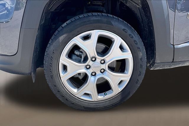 Used 2023 Graphite Gray Jeep Limited image 6