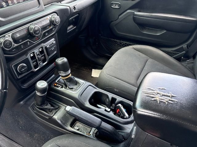 Used 2021 Gray Jeep Sport image 12