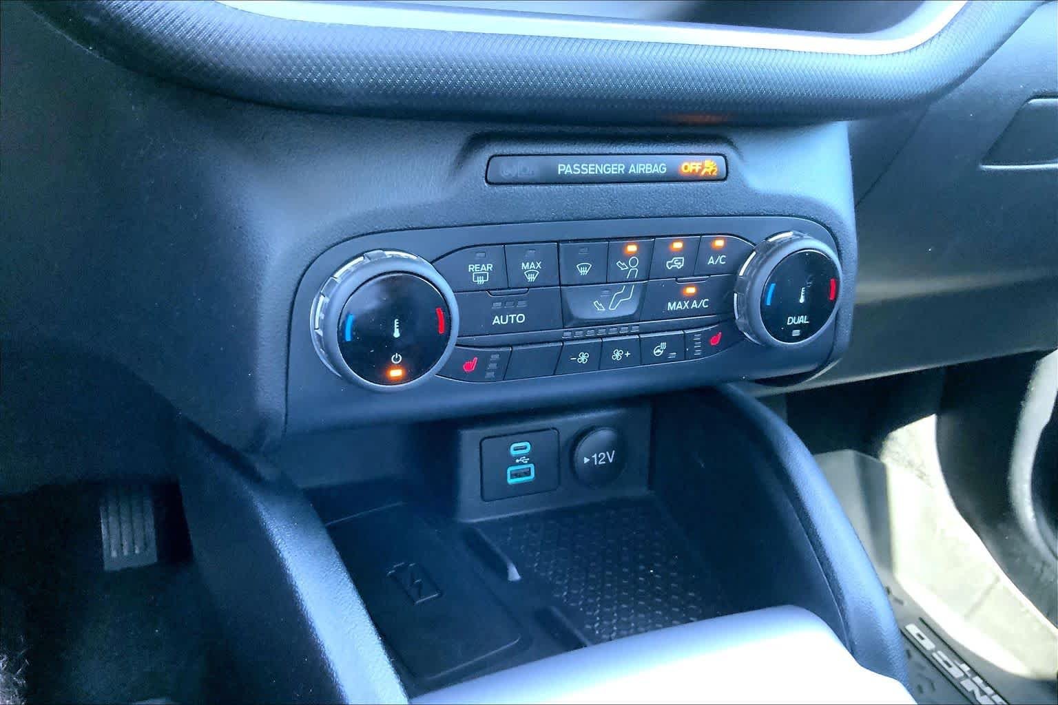 Used 2022 Cactus Grey Ford Outer Banks image 27