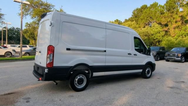 New 2026 Oxford White Ford Cargo Van image 91