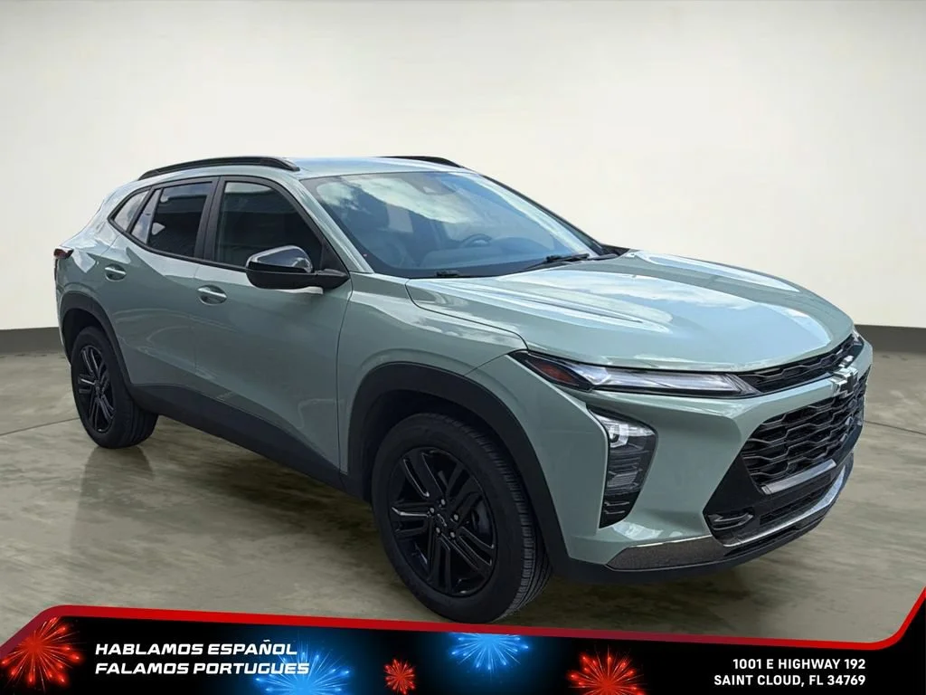 Used 2025 Cacti Green Chevrolet ACTIV image 8