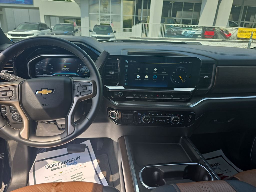 Used 2024 Black Chevrolet High Country image 12