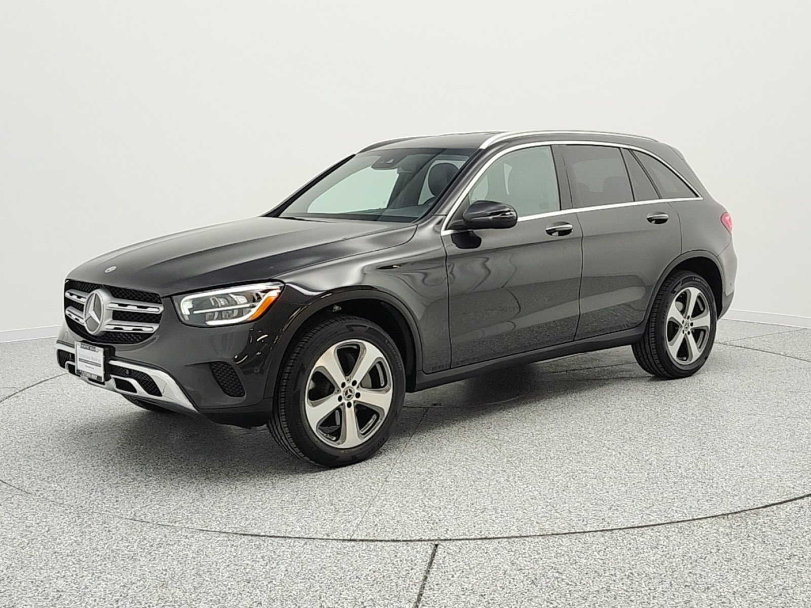 2022 Mercedes-Benz GLC GLC 300's photo