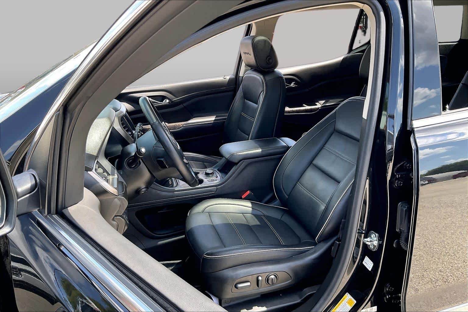 Certified Used 2023 Ebony Twilight Metallic GMC Denali image 8