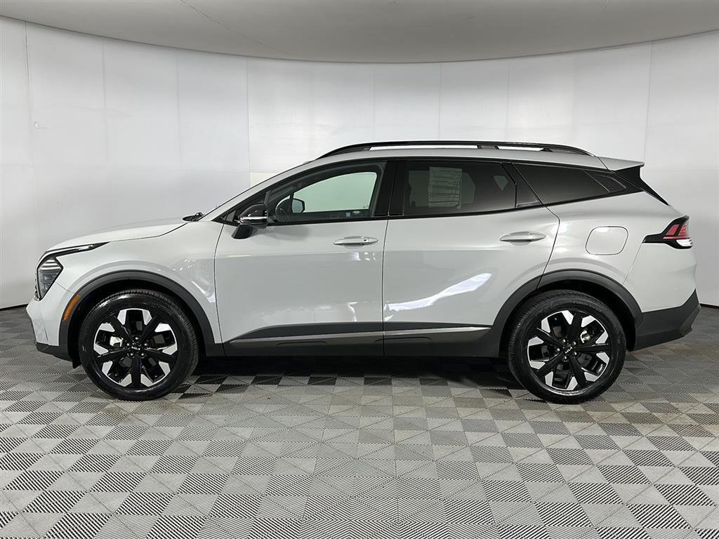 Used 2024 Wolf Gray Kia X-Line image 5