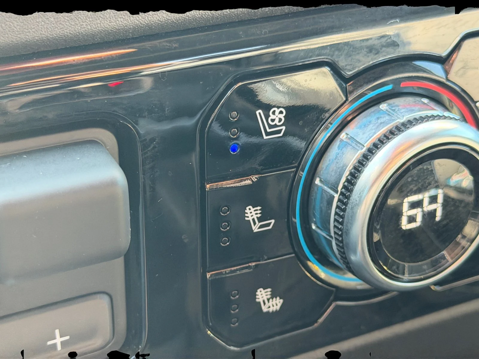 Used 2025 Sterling Metallic GMC SLT image 19
