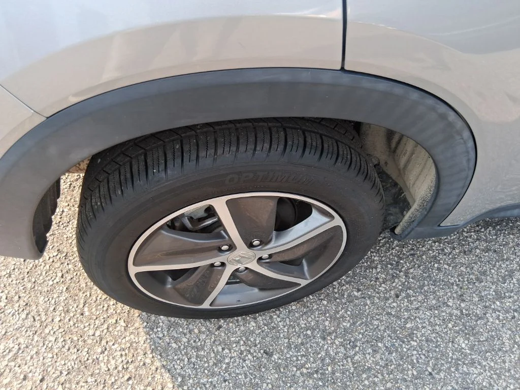 Used 2022  Honda EX image 16
