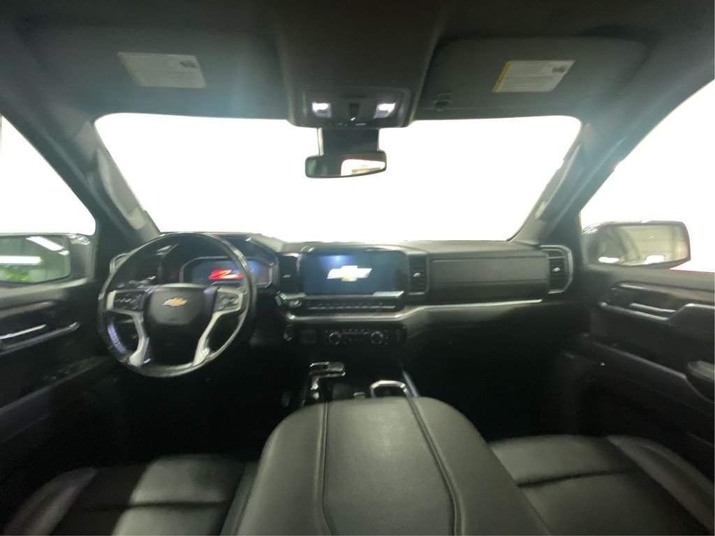 2024 Chevrolet Silverado 1500 LTZ - Photo 13