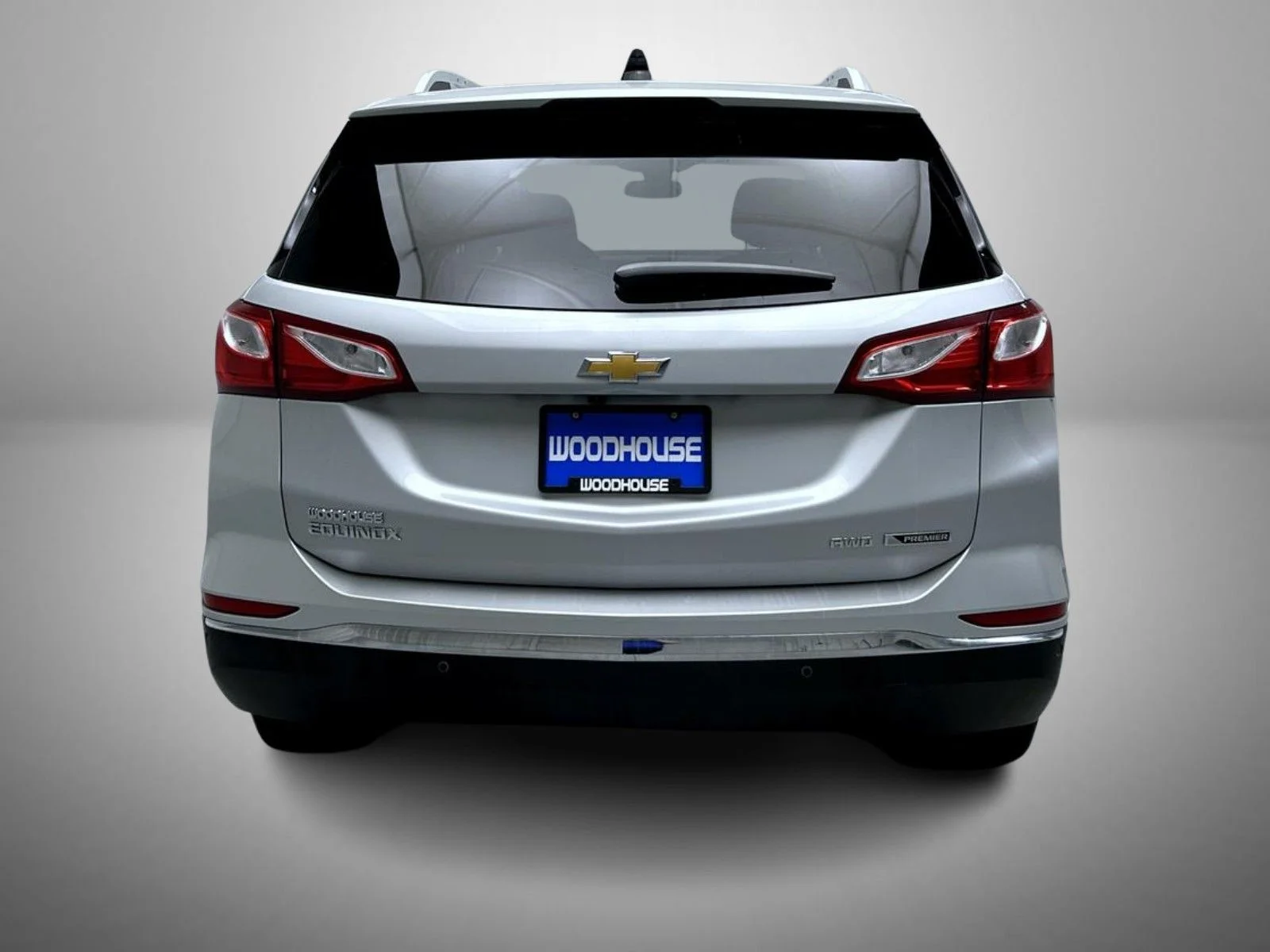 Used 2018 Silver Chevrolet Premier image 6