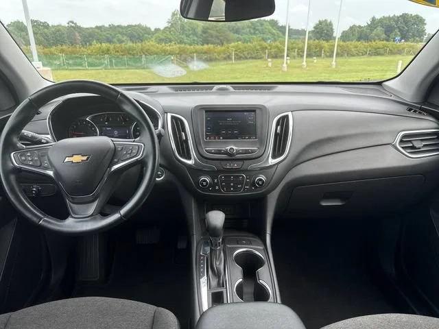 Used 2024 Summit White Chevrolet LT image 13
