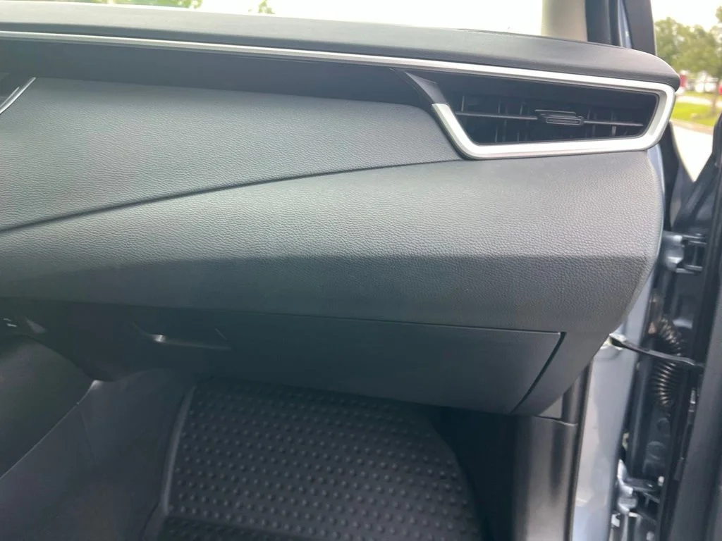 Used 2025 Gray Toyota LE image 11