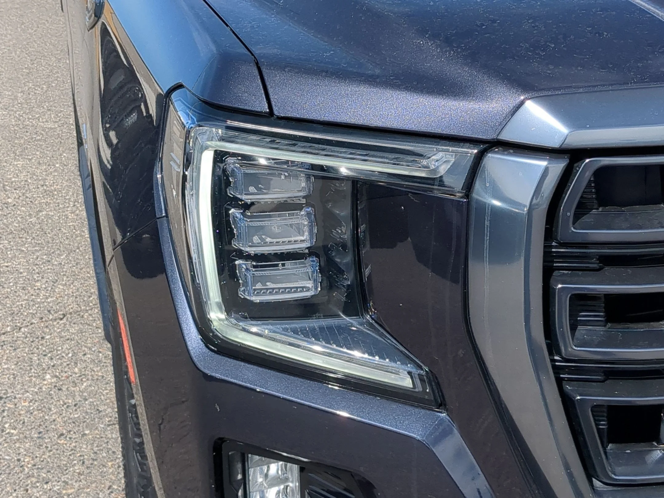 Used 2023 Onyx Black GMC AT4 image 11