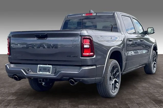 New 2026 Granite Crystal Metallic Clear-Coat Exterior Paint RAM Laramie image 15