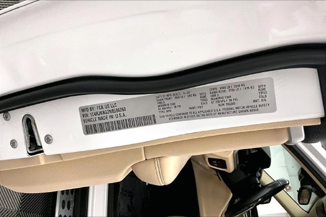 Used 2022 Bright White Clearcoat Jeep Limited image 42