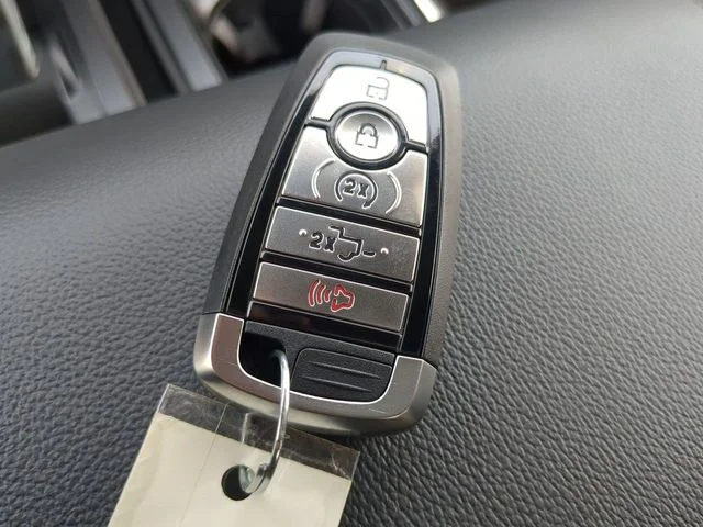 New 2026 Silver Ford Lariat image 29