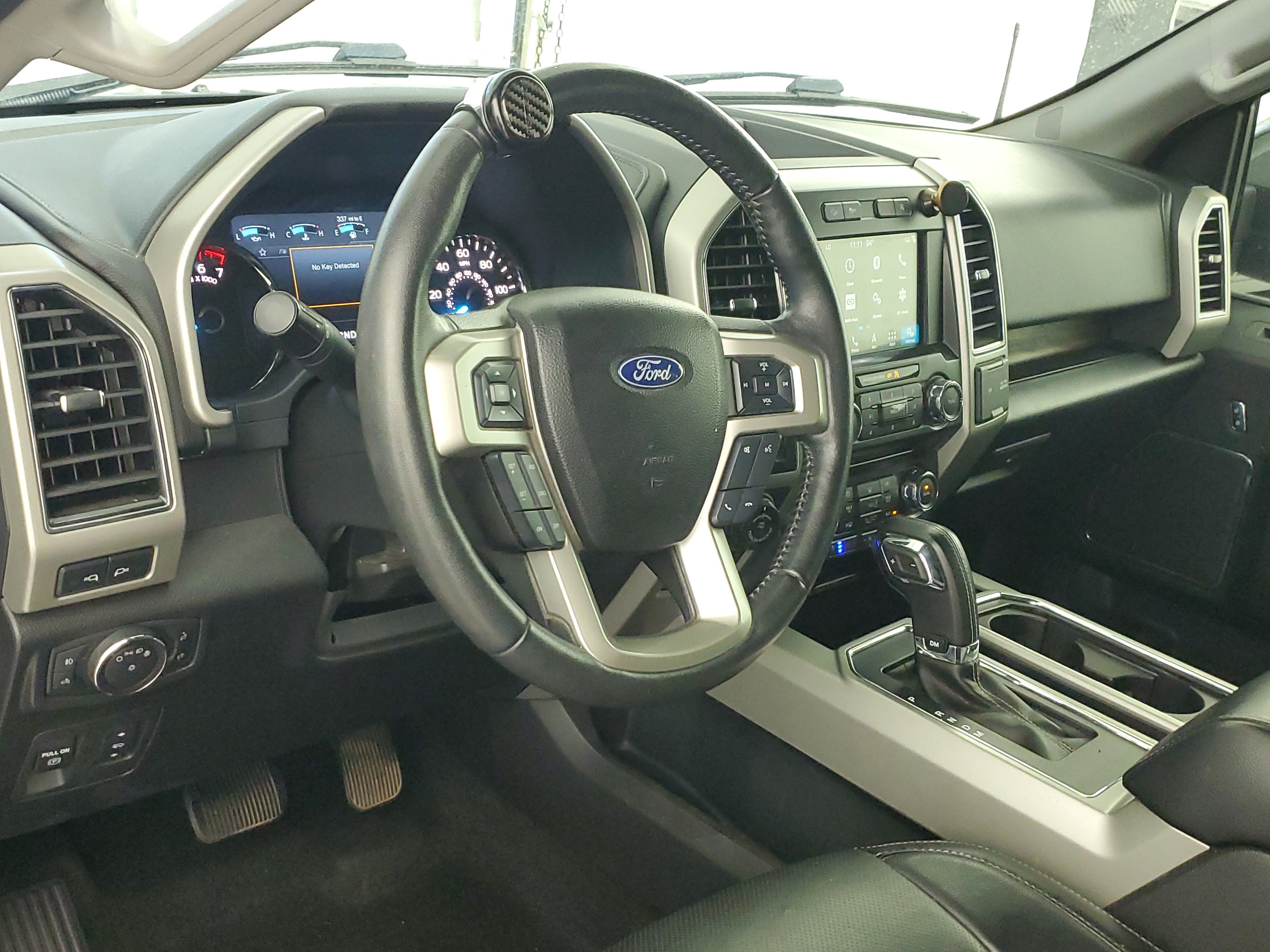 Used 2018 Gray Ford LARIAT image 17