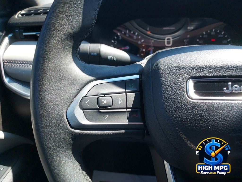 Used 2025 Silver Jeep Limited image 16