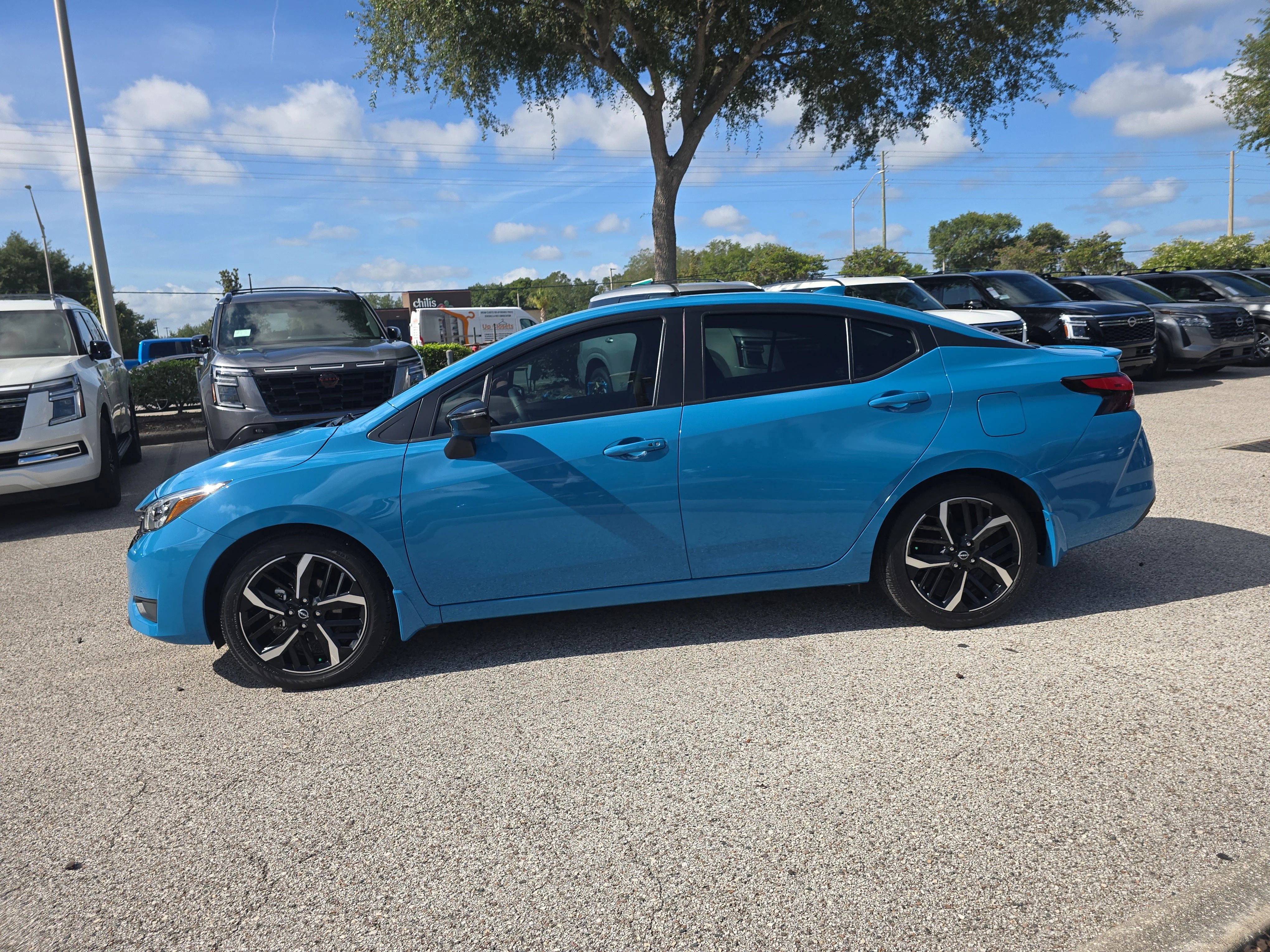 Certified Used 2025 Arctic Ice Blue Metallic Nissan SR image 5