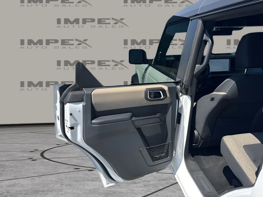 Used 2025 White Ford Big Bend image 24