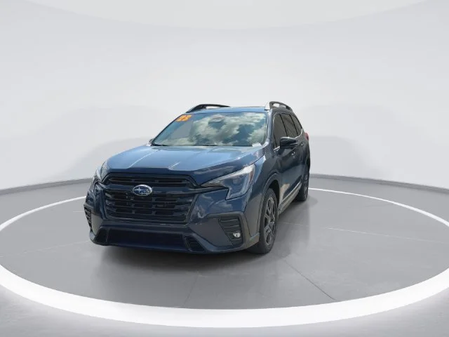 Used 2023 Blue Subaru Onyx Edition image 4