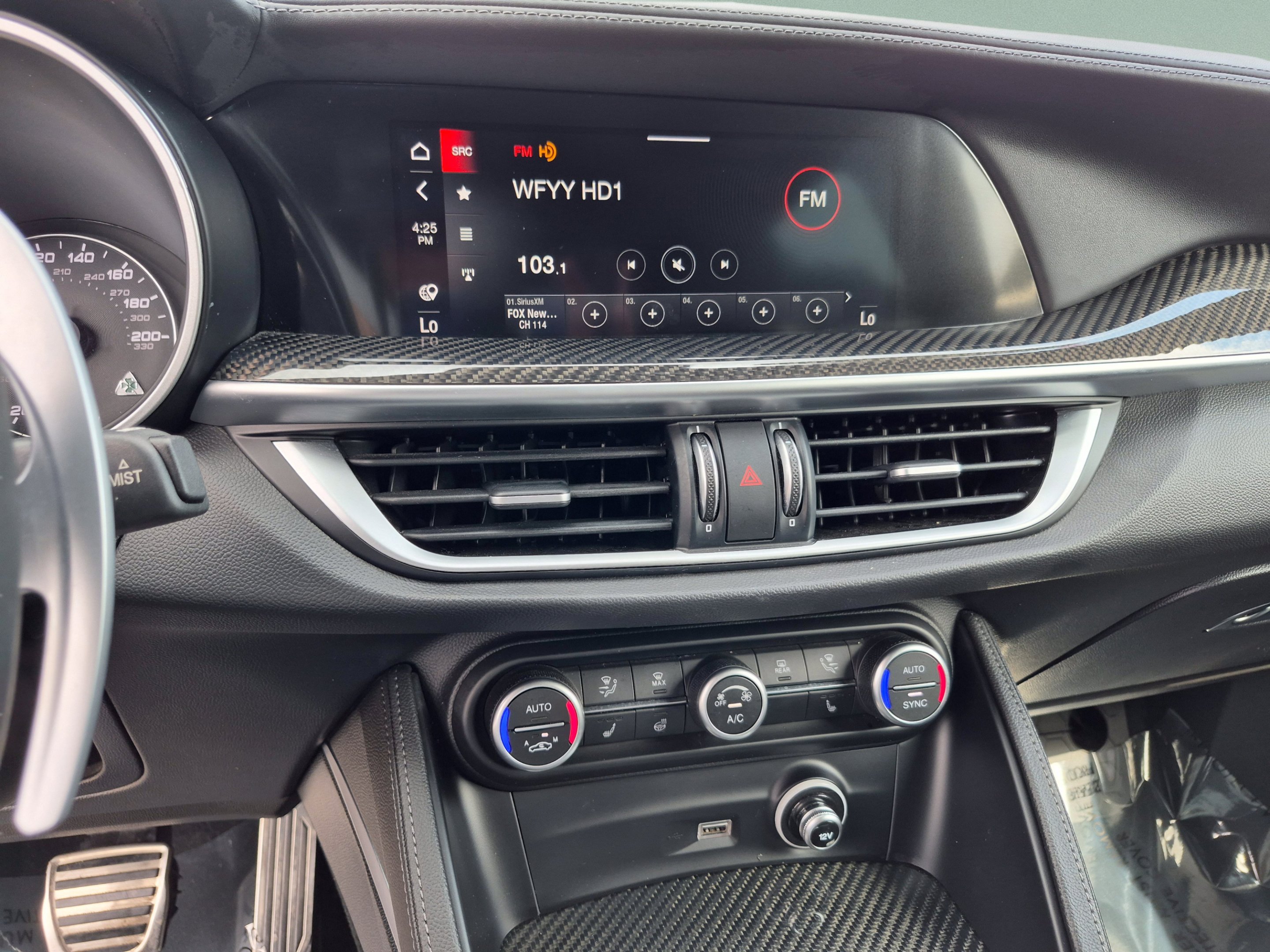 Used 2022 Vesuvio Gray Metallic Alfa Romeo Quadrifoglio image 31