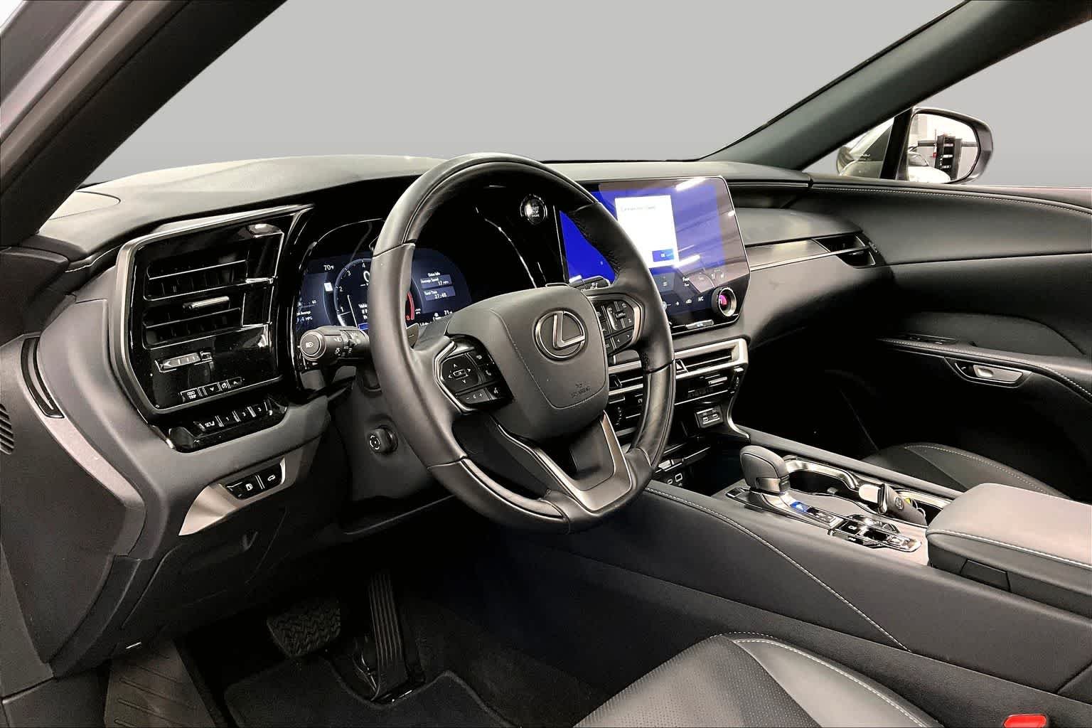 Used 2026 Iridium Lexus Premium image 18
