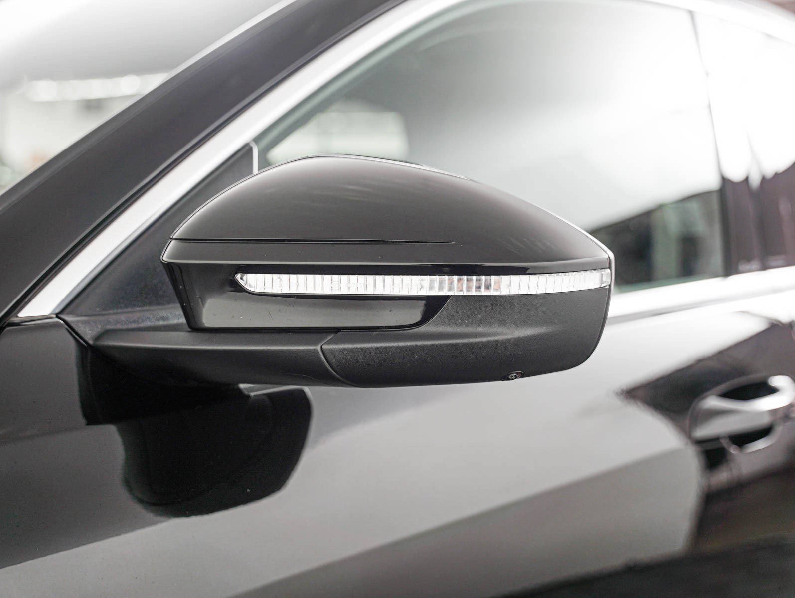 Used 2025 Mythos Black Metallic Audi Premium Plus image 25