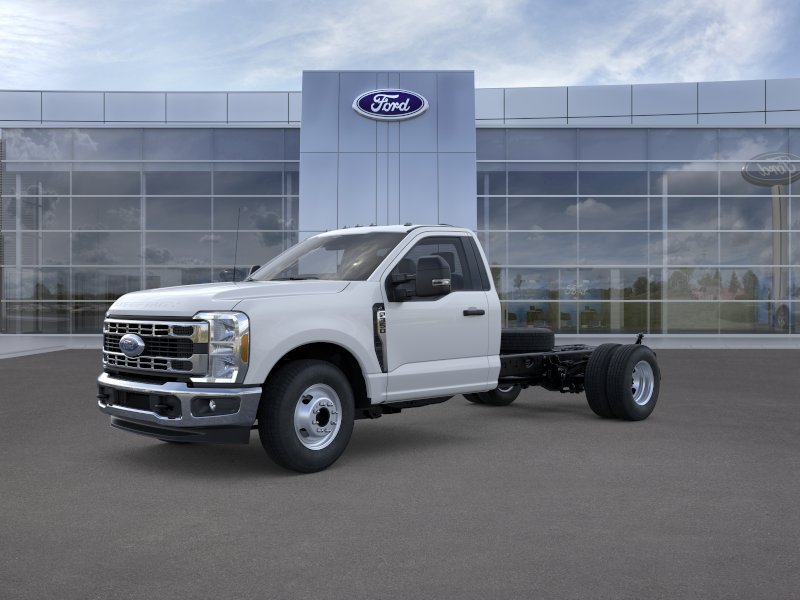 2026 Ford F-350 XL Regular Cab 169-In DRW's photo