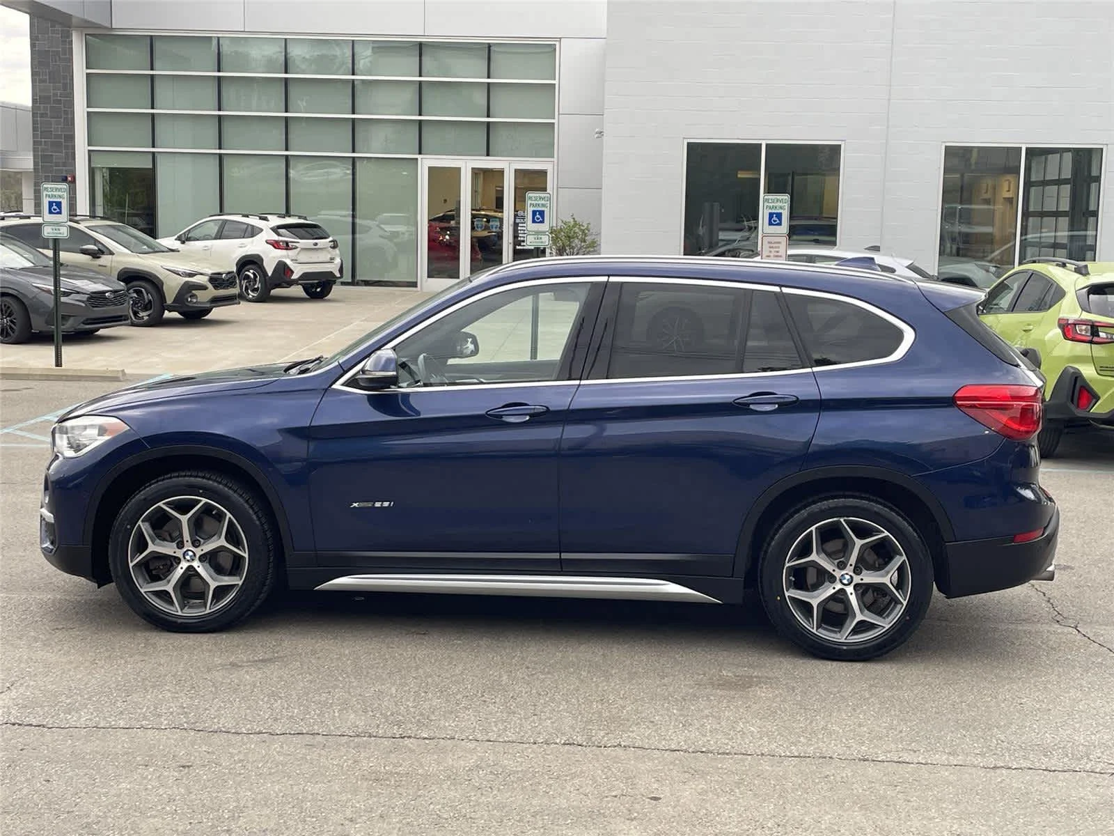 Used 2017 BMW X1 28i with VIN WBXHT3C30H5F86205 for sale in Canonsburg, PA