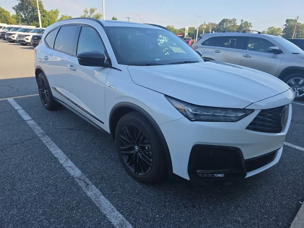 Used 2025 Platinum White Pearl Acura w/A-Spec Advance Package image 3