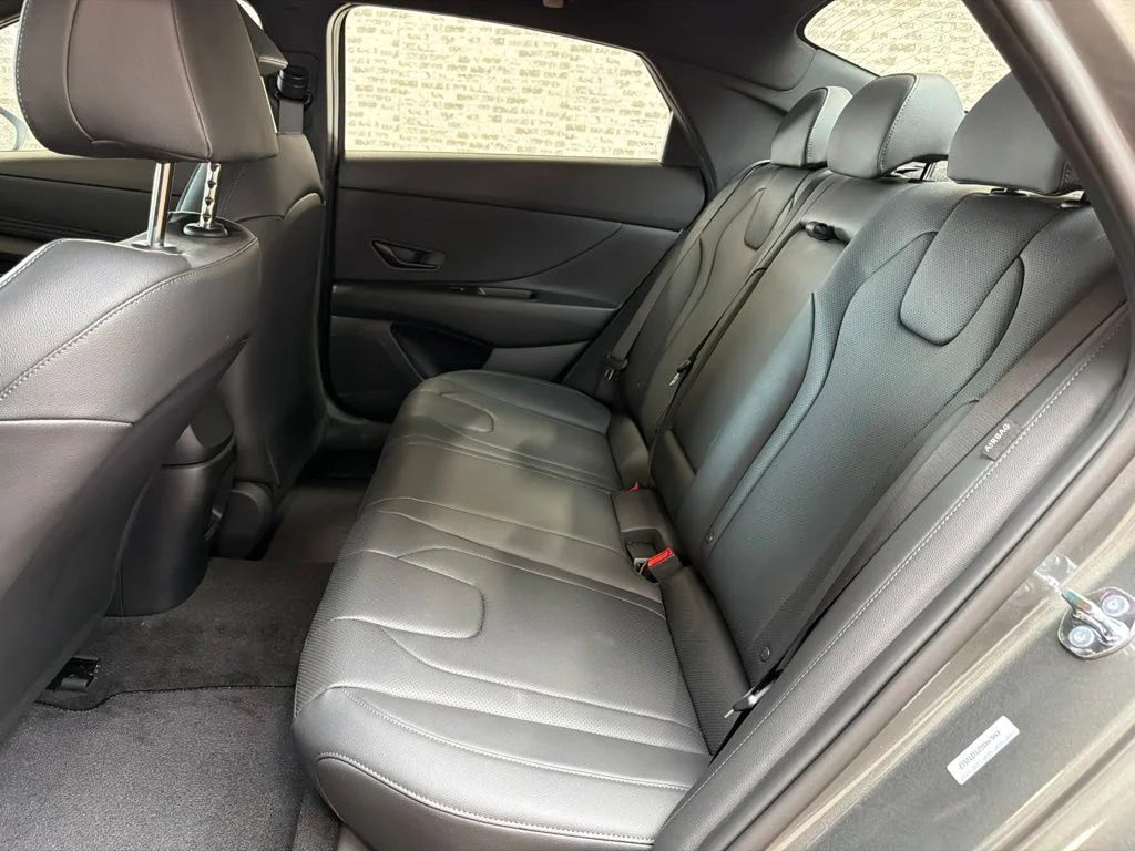 New 2026 Amazon Gray Hyundai SEL Sport image 14