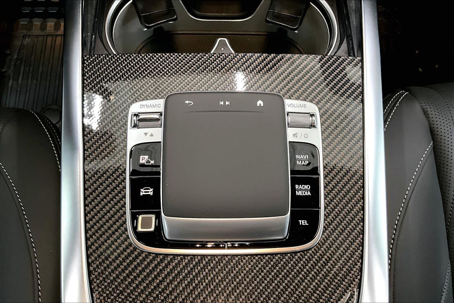New 2027 MANUFAKTUR Night Black Magno Mercedes-Benz AMG® G 63 image 19