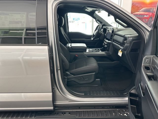 New 2026 Iconic Silver Metallic Ford XLT image 46