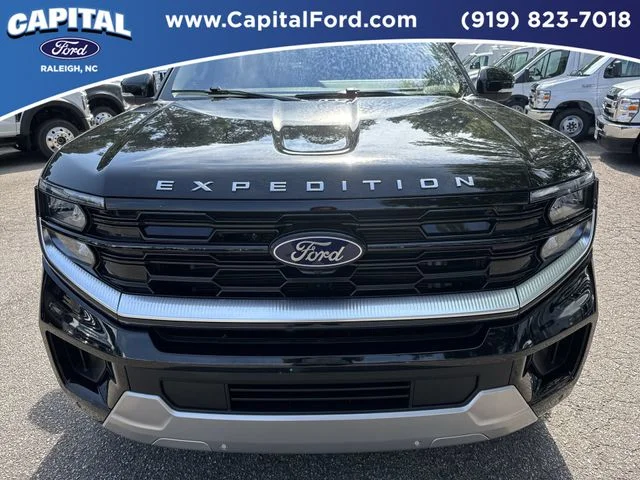Used 2025 Black Ford Platinum image 10