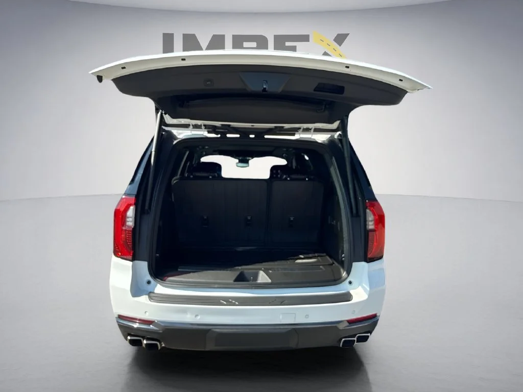 Used 2026 Summit White GMC Denali Ultimate image 32