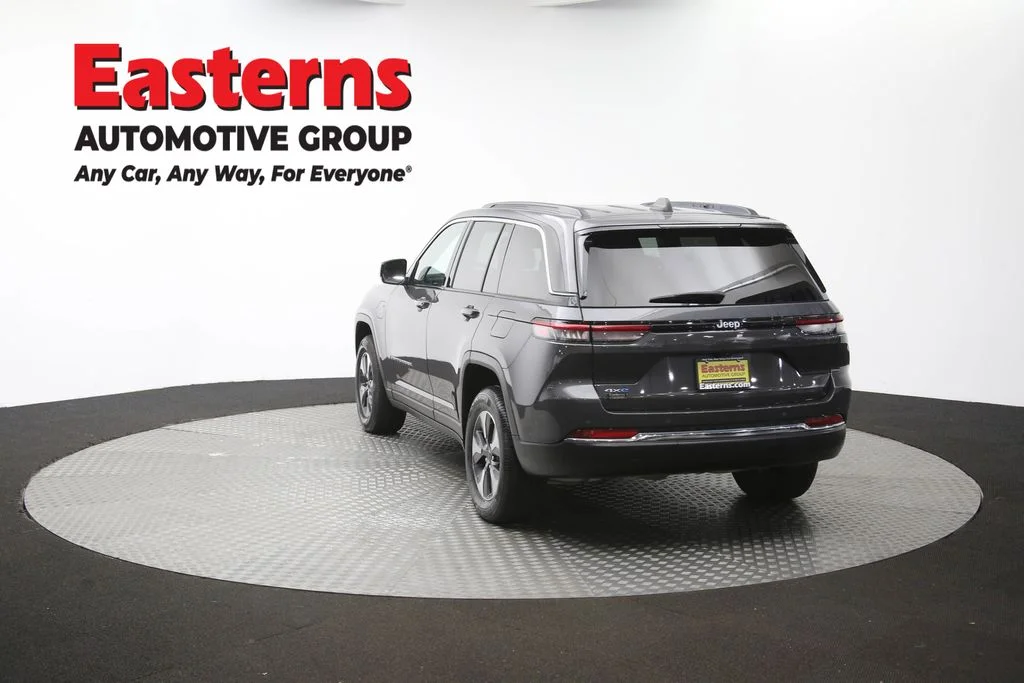 Used 2024 Gray Jeep 4xe image 70