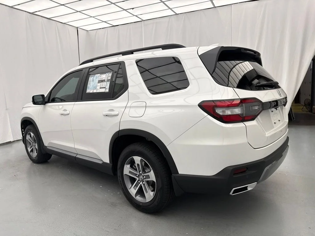 New 2026 Platinum White Pearl Honda EX-L image 5