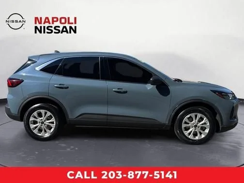 Used 2023 Blue Ford Active image 2