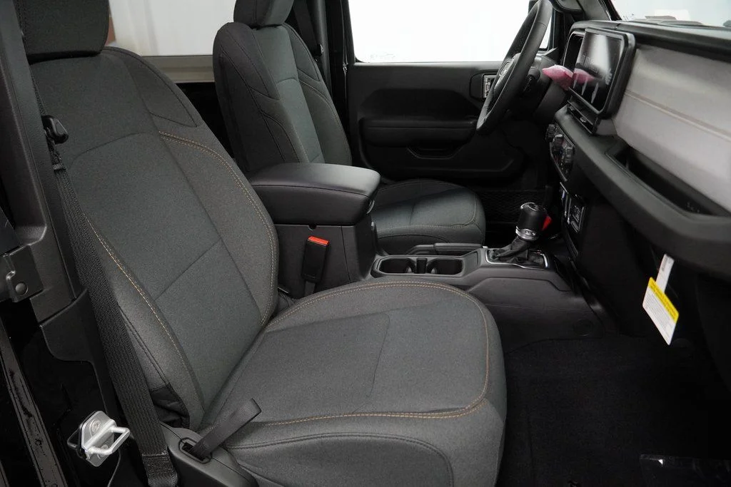 New 2026 Black Clear-Coat Exterior Paint Jeep Sport S image 31
