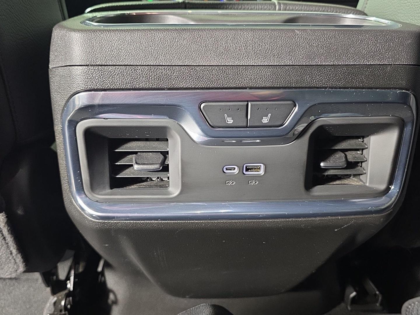 Used 2025 Onyx Black GMC Denali image 30