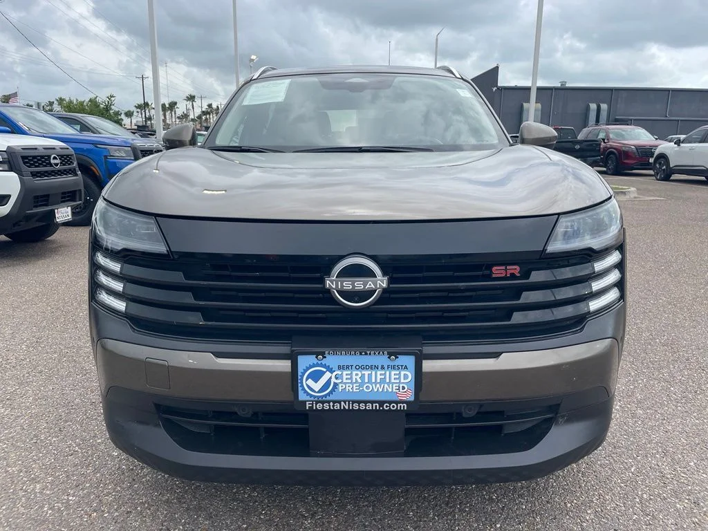Used 2025 Brown Nissan SR image 2