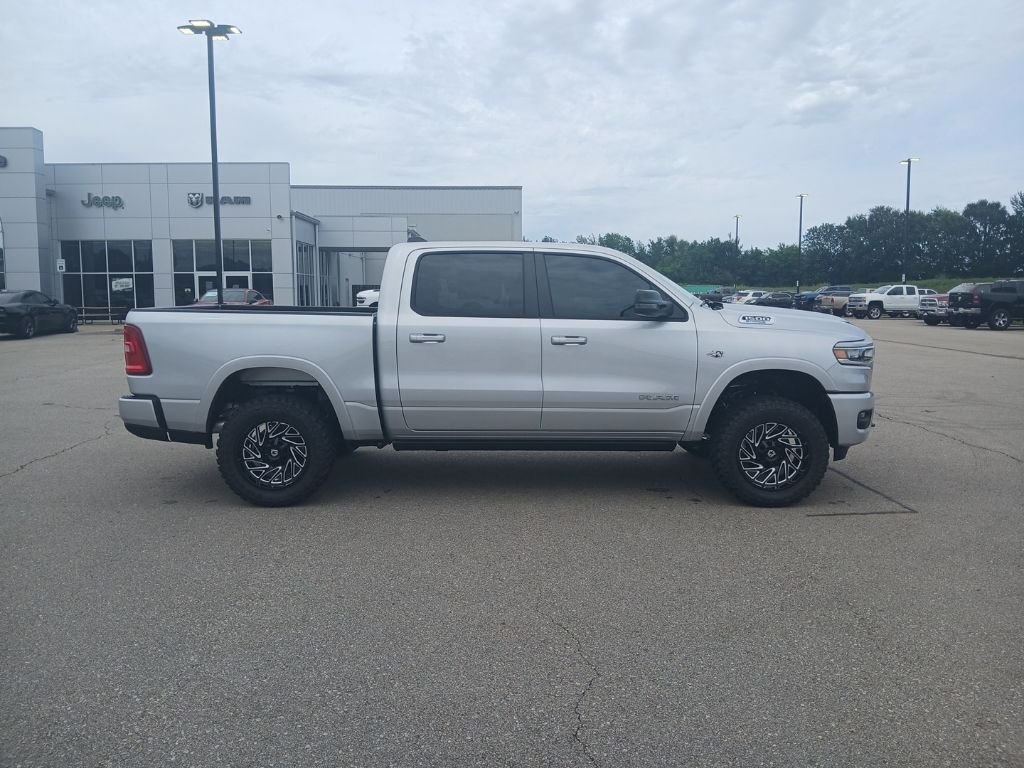 2026 RAM 1500 Laramie - Photo 9