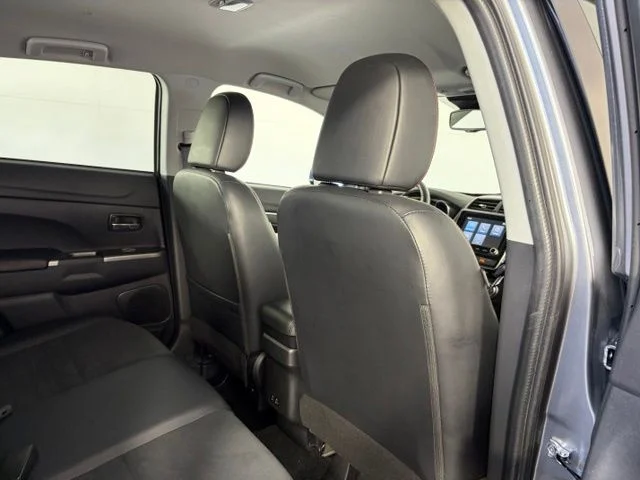 Used 2025 Gray Mitsubishi 2.0 S image 43