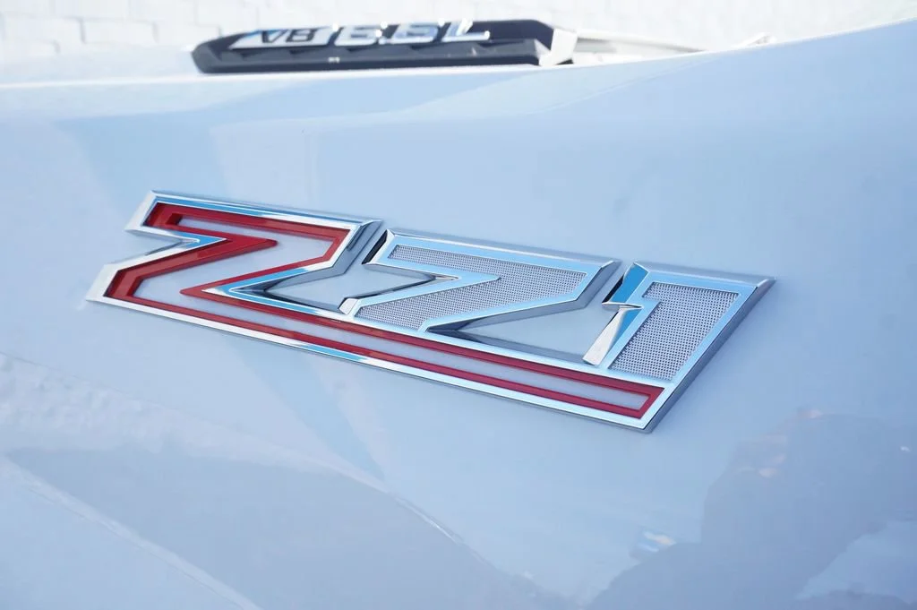 New 2026 Summit White Chevrolet Custom image 26