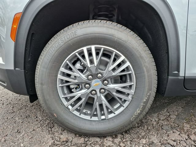 2027 Chevrolet Traverse LT - Photo 35