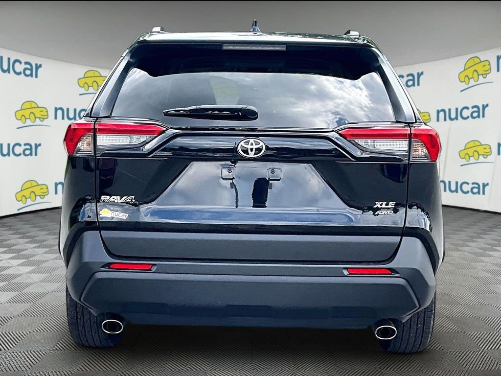 Used 2025 Black Toyota XLE image 5
