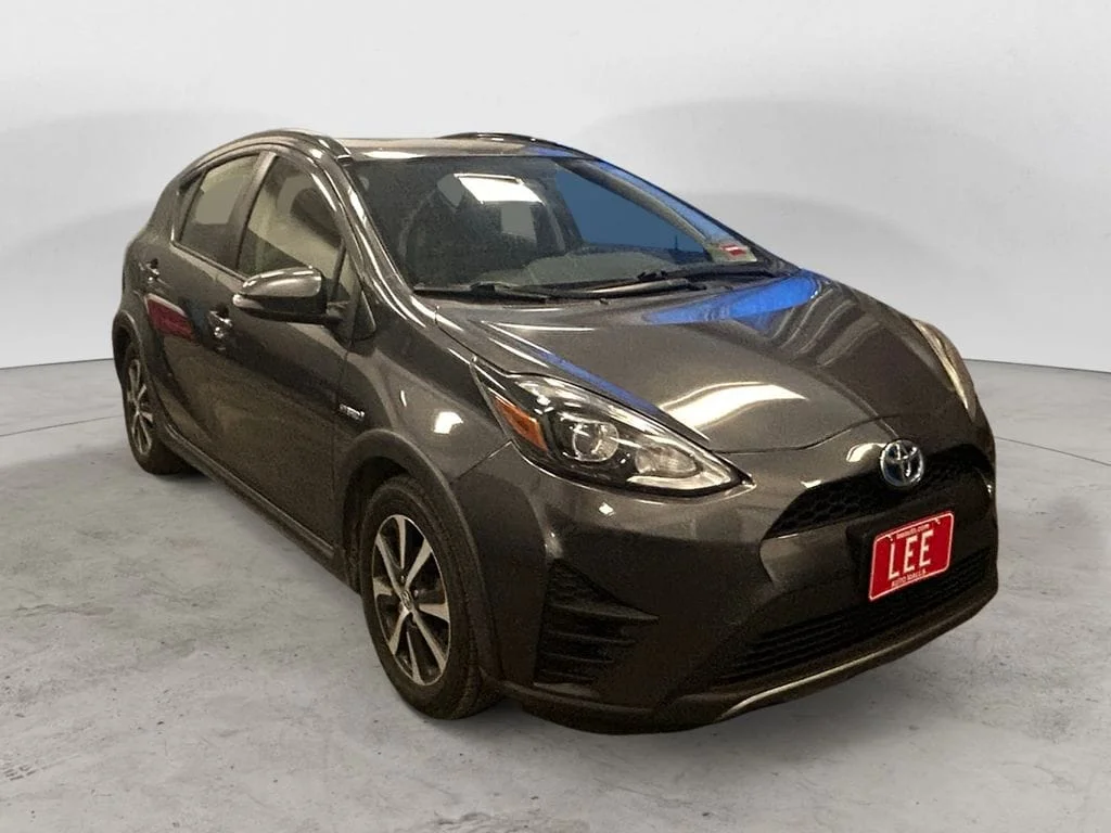 Used 2018 Magnetic Gray Toyota Two image 8
