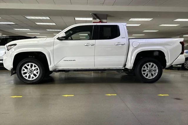 Certified Used 2024 ICE CAP Toyota  image 7